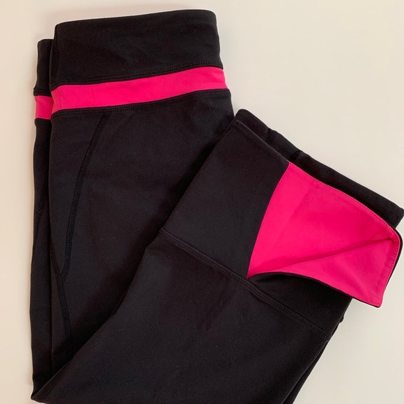 MPG Cropped Split Calf Legging - Picture 2 of 7